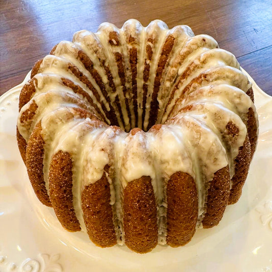 APPLE CIDER BUNDT CAKE